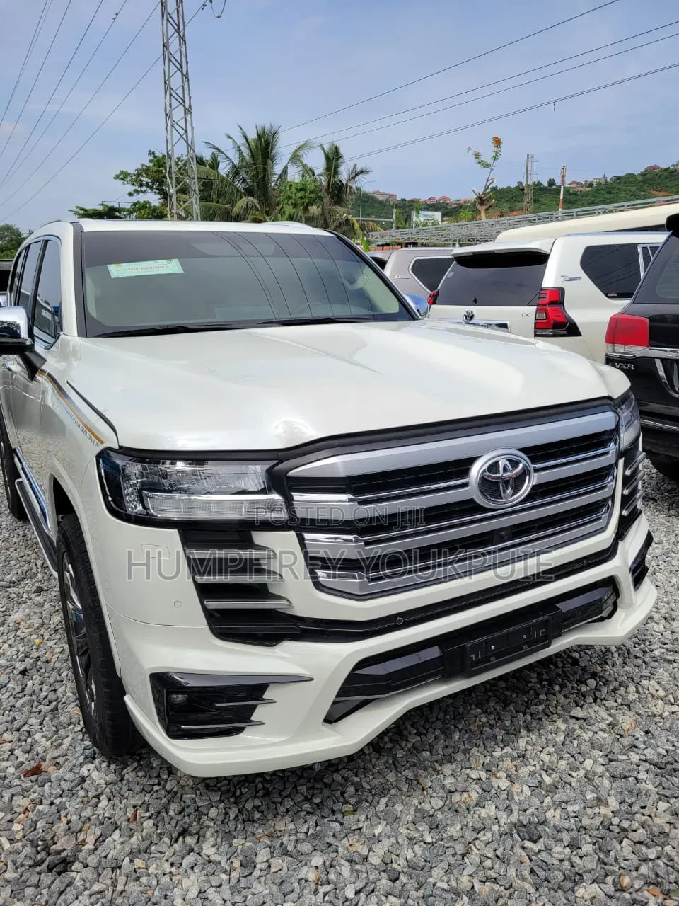 Toyota Land Cruiser 2022 White