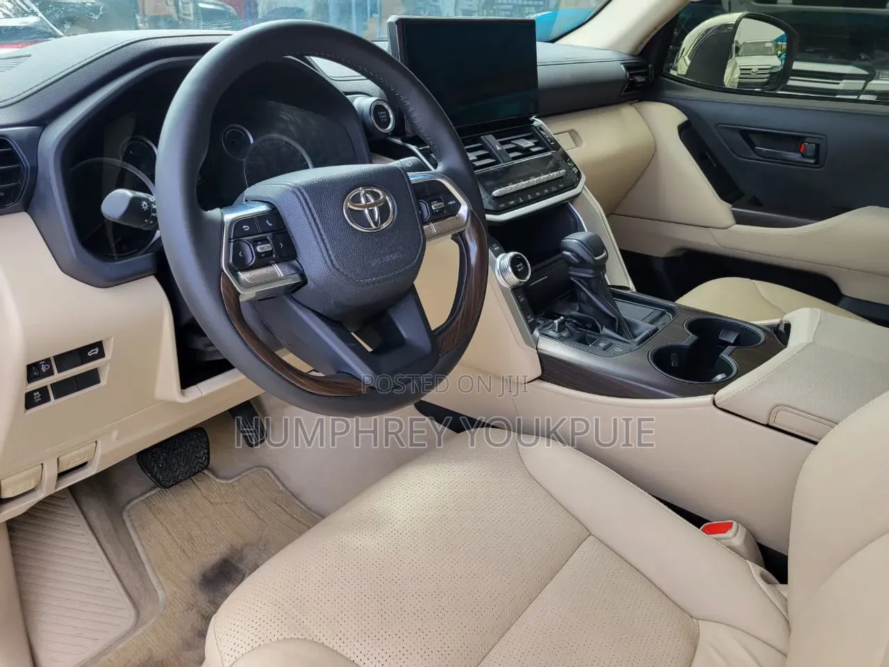 Toyota Land Cruiser 2022 White