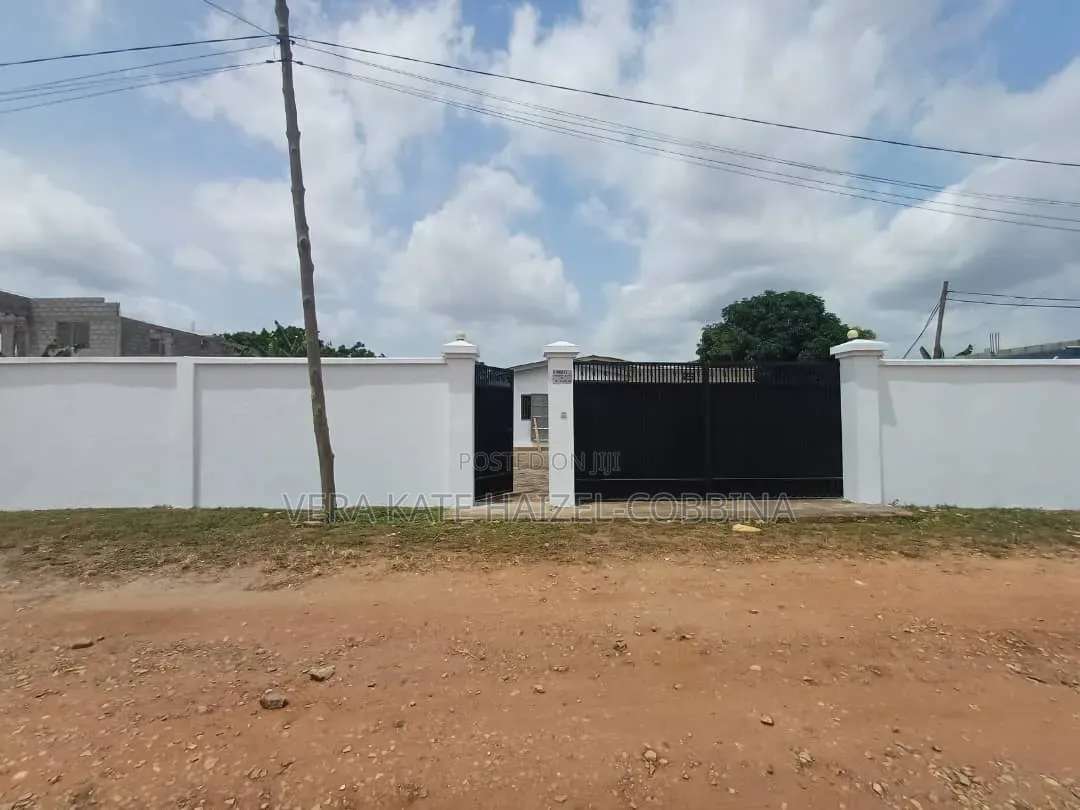 3bdrm House in Owusu Ansah for rent