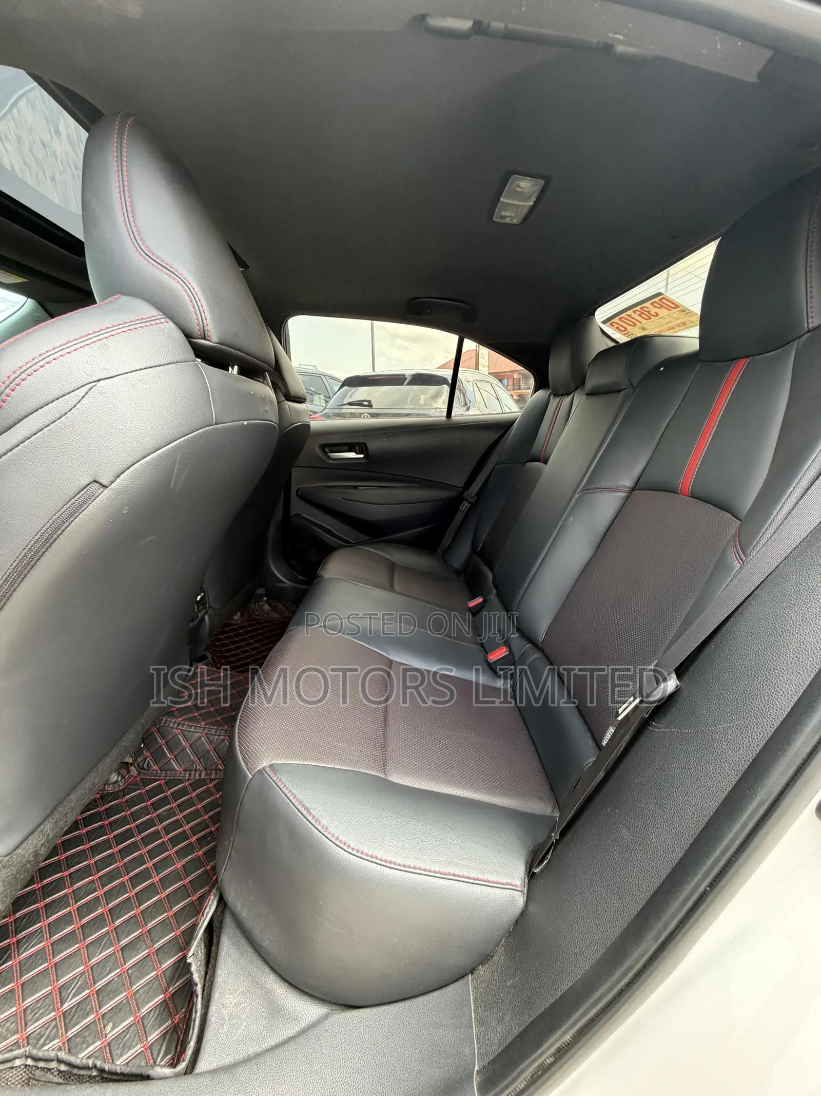 Toyota Corolla SE 2022 White