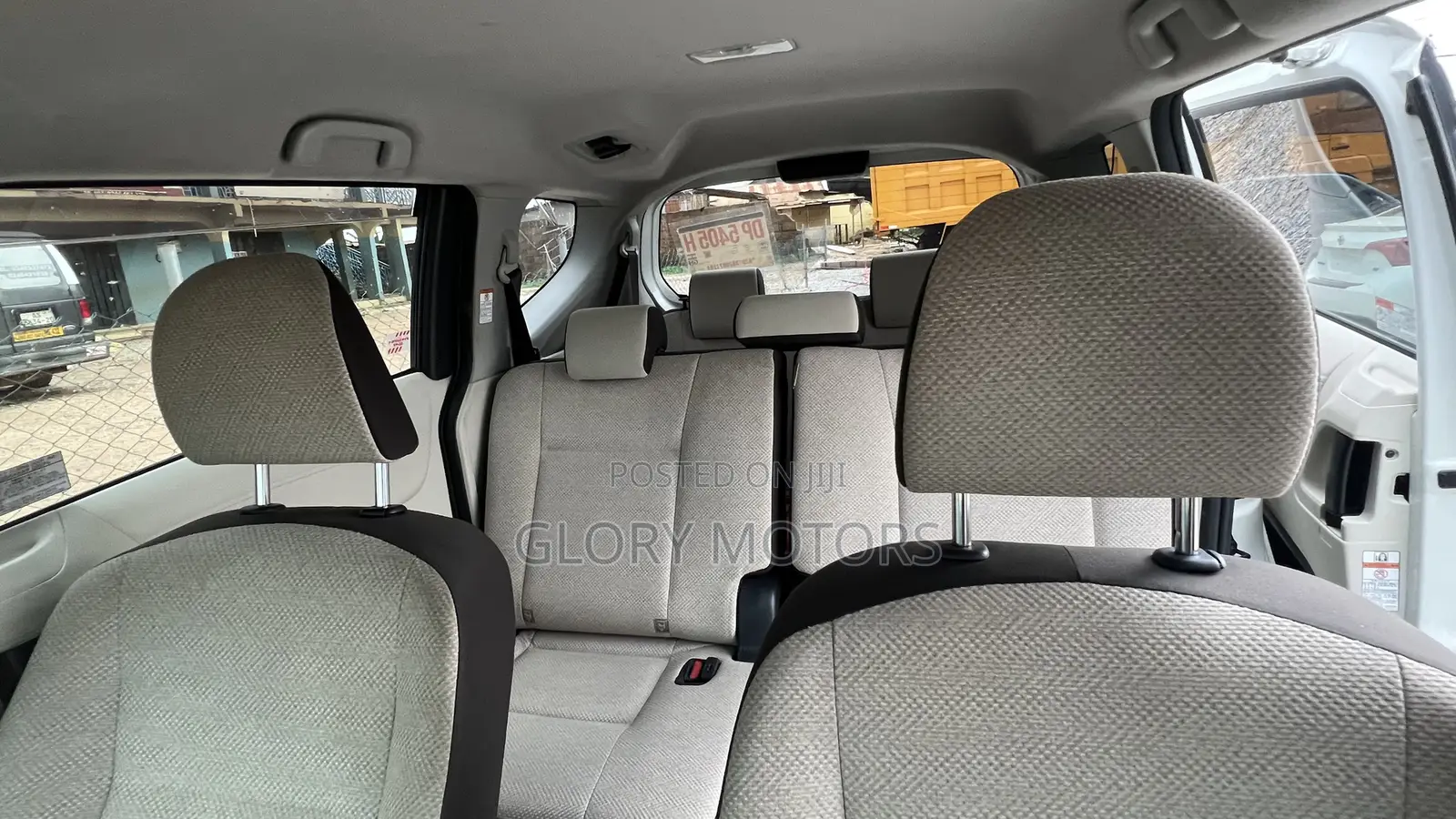 Toyota Sienta 1.5 AWD 2017 White