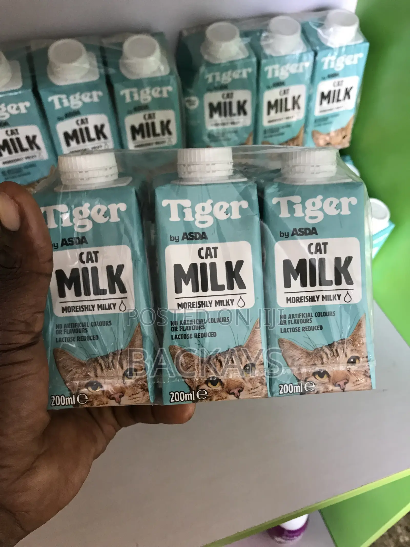 Nutritious Tiger Cat Milk