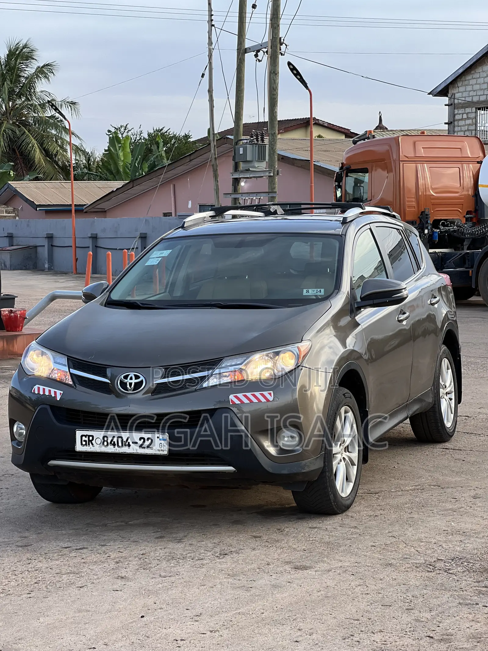 Toyota RAV4 Limited 4dr SUV AWD (2.5L 4cyl 6A) 2014 Gray