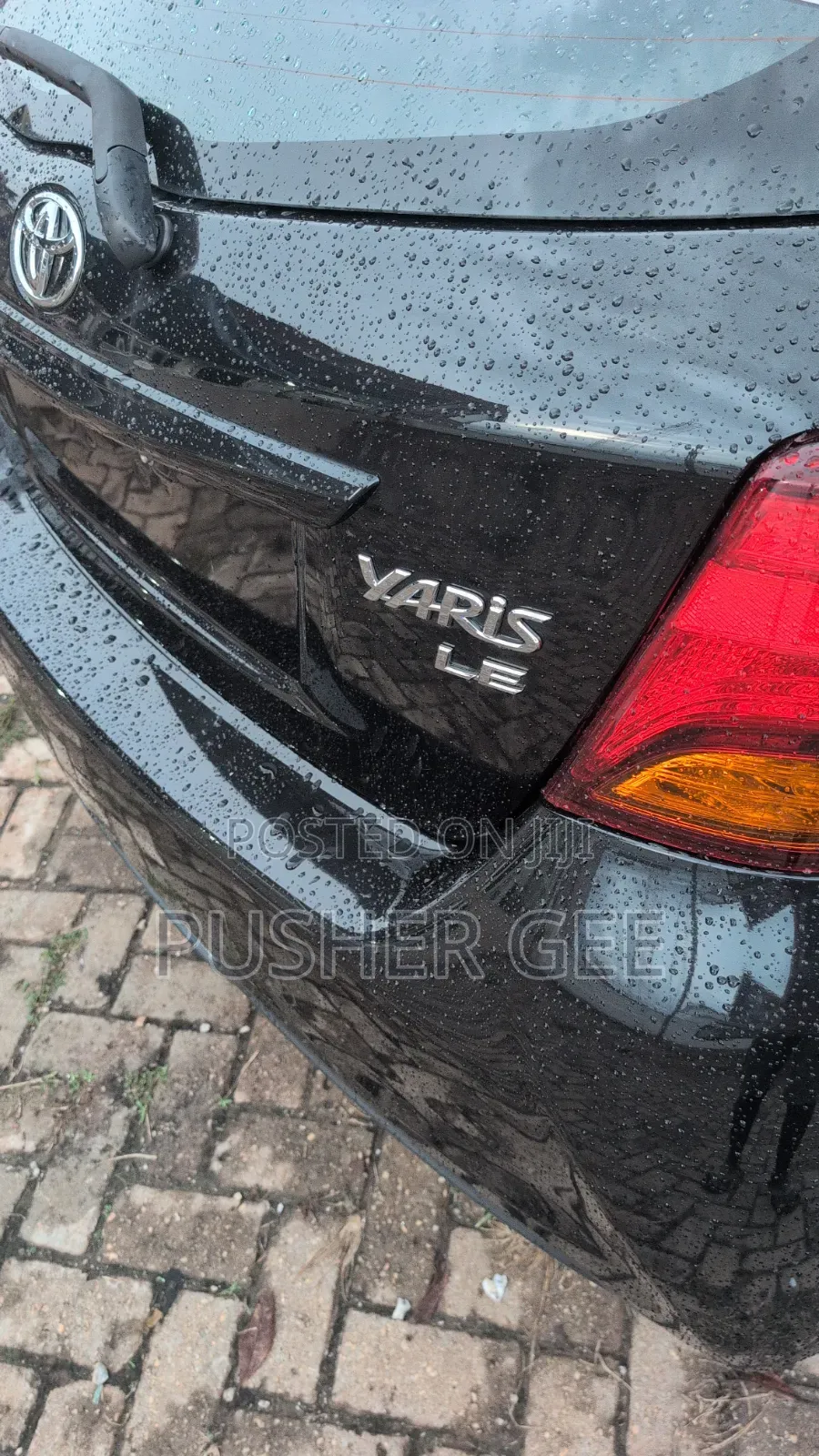Toyota Yaris LE Hatchback 5dr 2016 Black