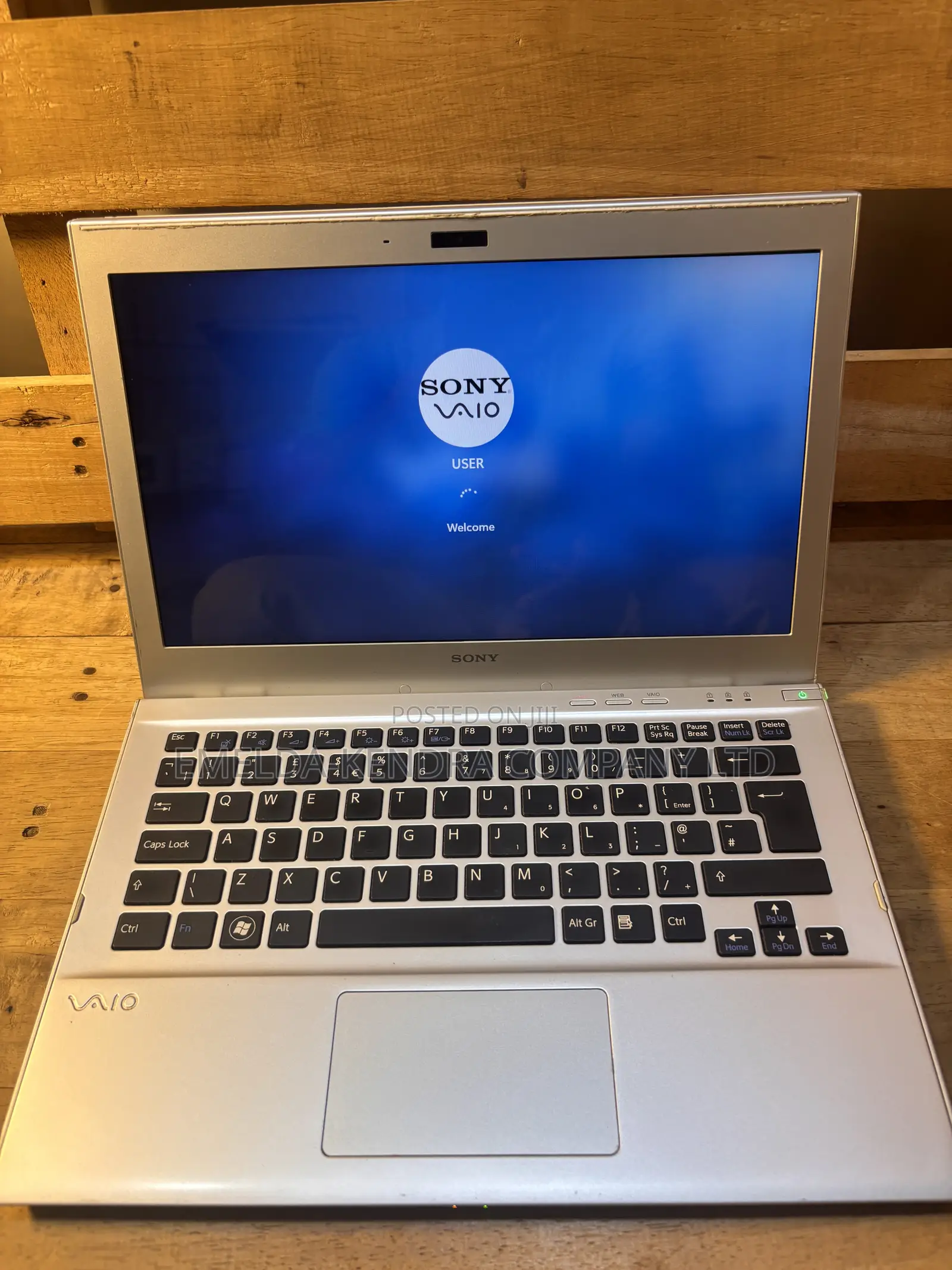Laptop Sony VAIO SVT13113EN 4GB Intel Core i3 HDD 320GB