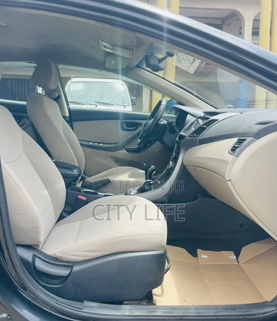 Hyundai Elantra Limited 4dr Sedan (1.8L 4cyl 6A) 2014 Black