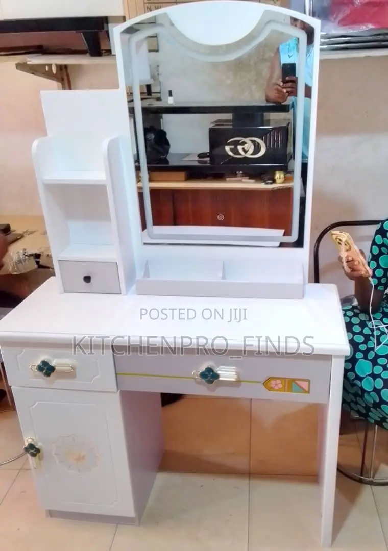 Luxury Modern Dresser