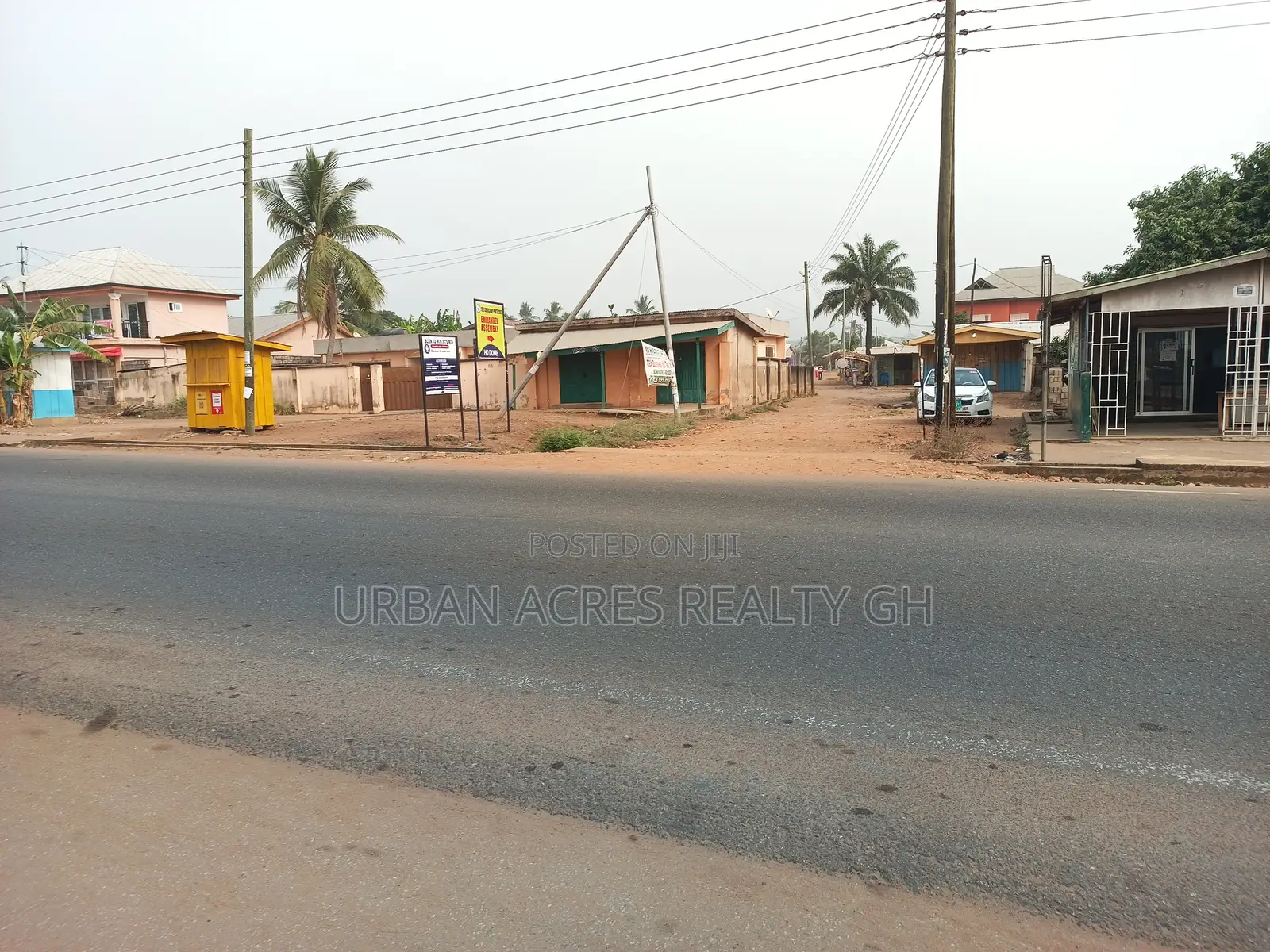 Accra (Oyarifa - Aburi Road) _ 2 Plots Commercial Land