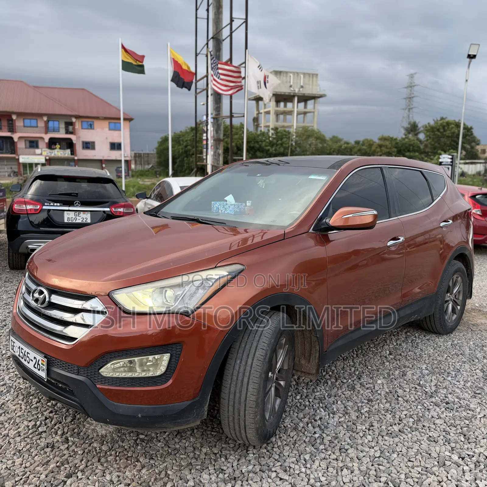 Hyundai Santa Fe Limited 4dr SUV AWD 2015 Brown