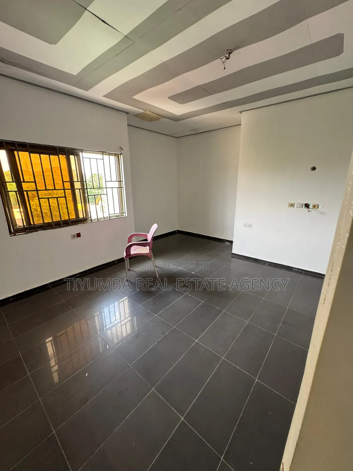 3bdrm Apartment in Tiyumba Real Estate, Mile 7 for rent