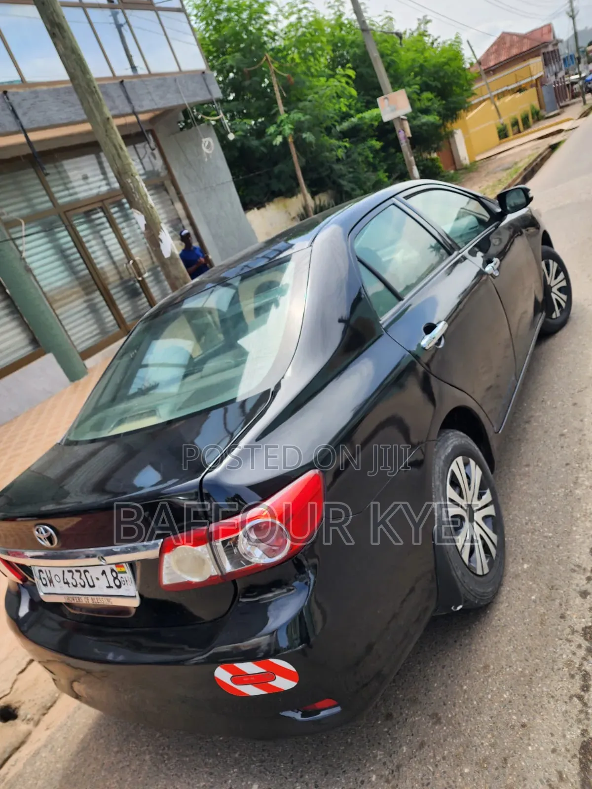 Toyota Corolla LE 4dr Sedan (1.8L 4cyl 4A) 2012 Black