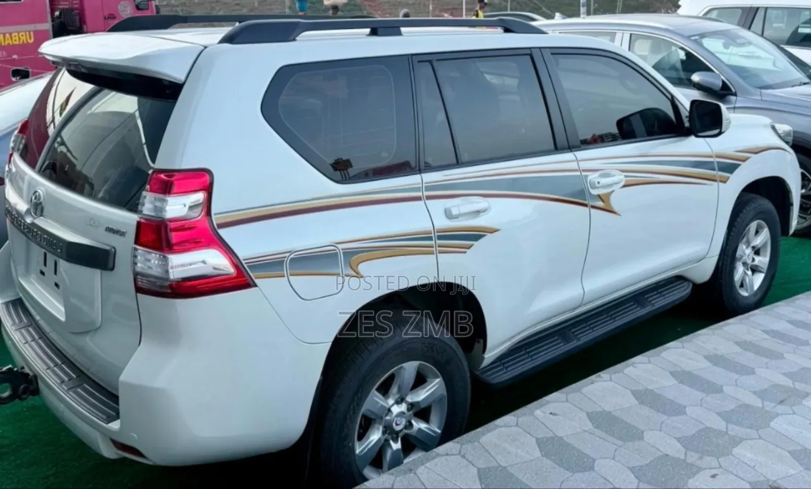 Toyota Land Cruiser Prado 2.7 2017 White