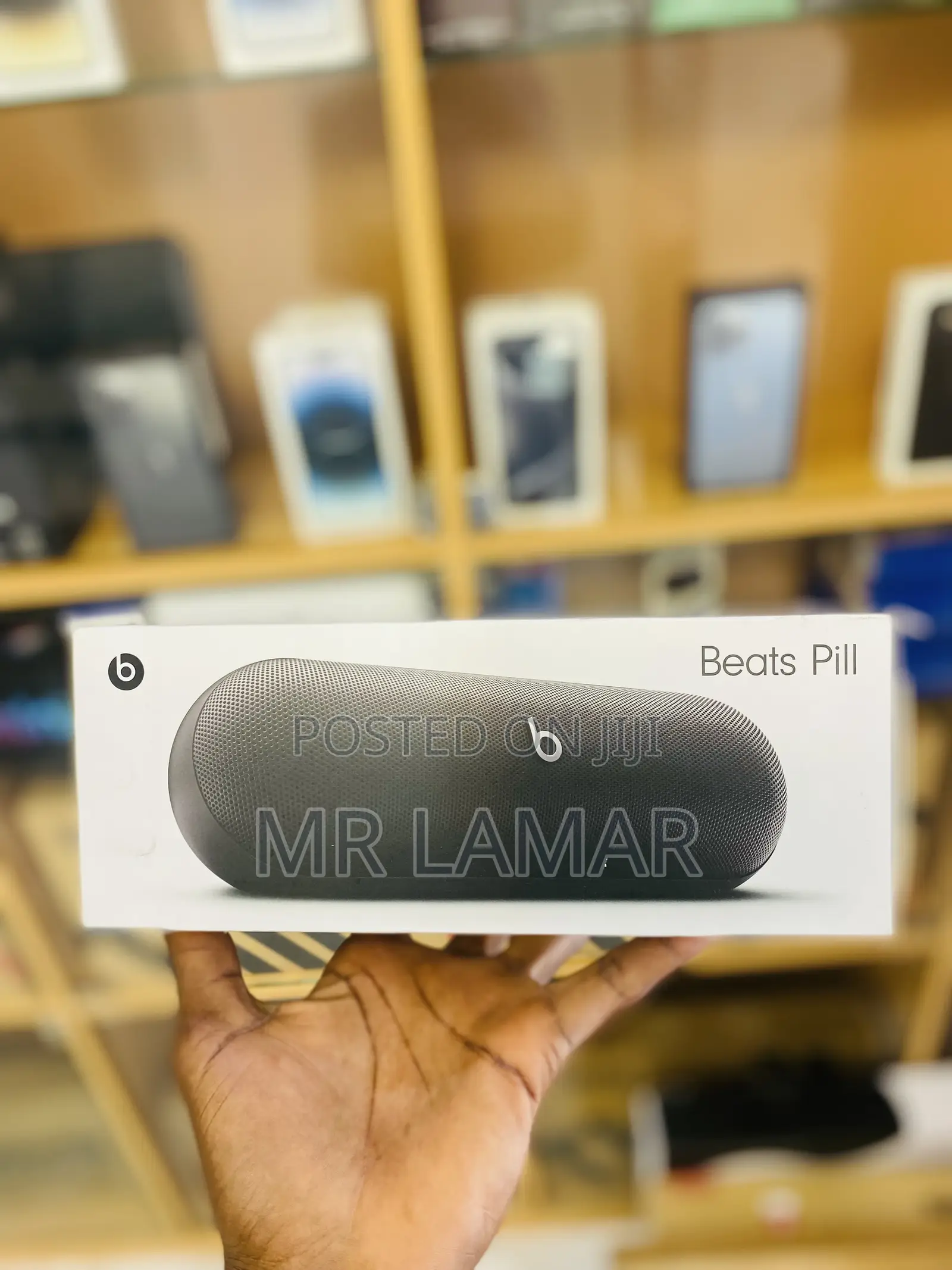 Beats Pill