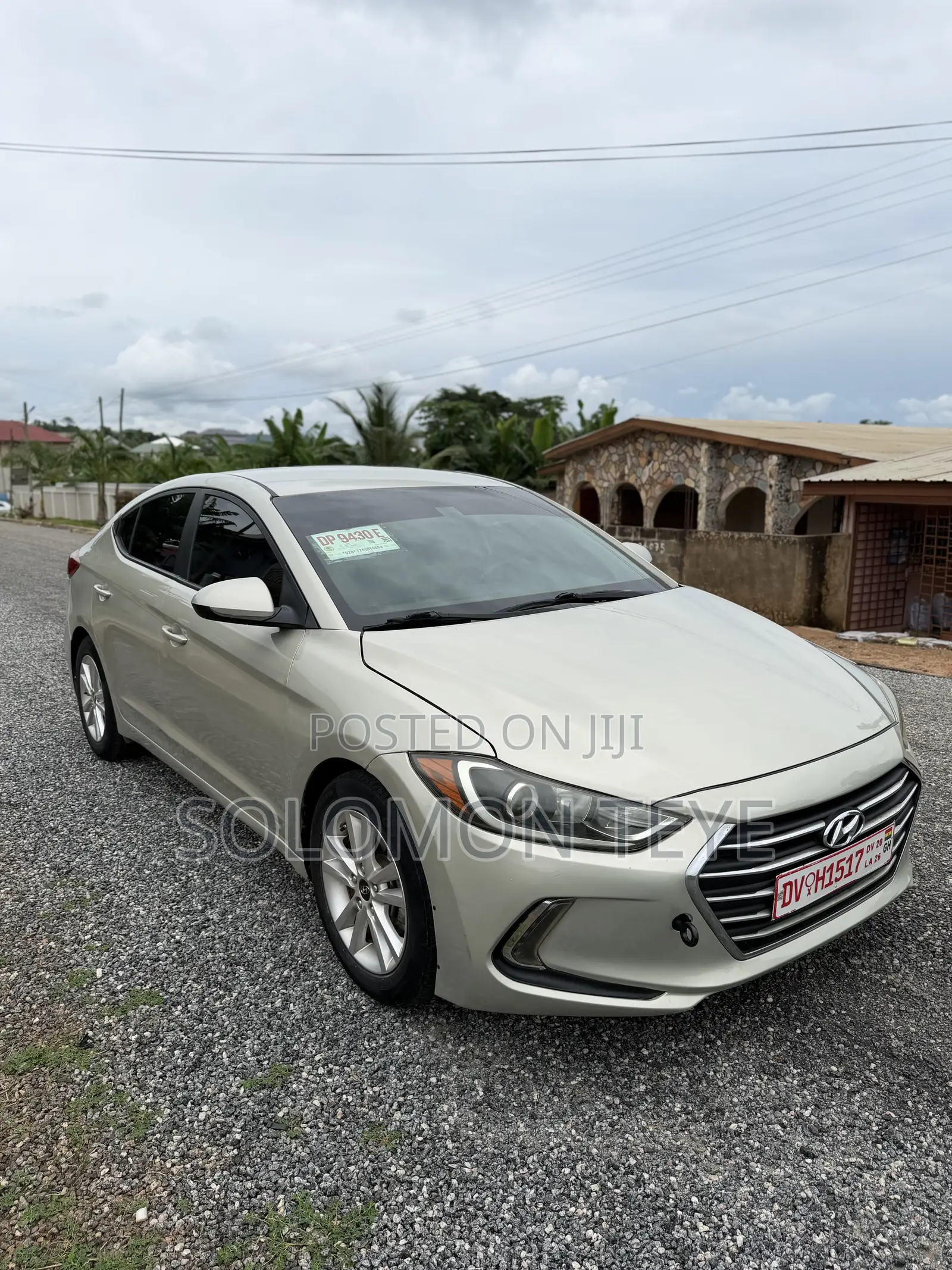 Hyundai Elantra Limited Sedan FWD (2.0L 4cyl 6A) 2017 Gray