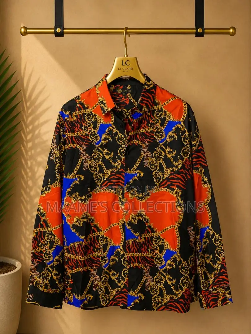 Men’S Long-Sleeved Button-Down Shirt