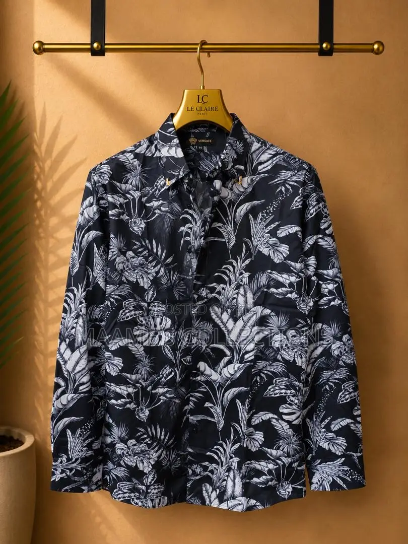 Men’S Long-Sleeved Button-Down Shirt