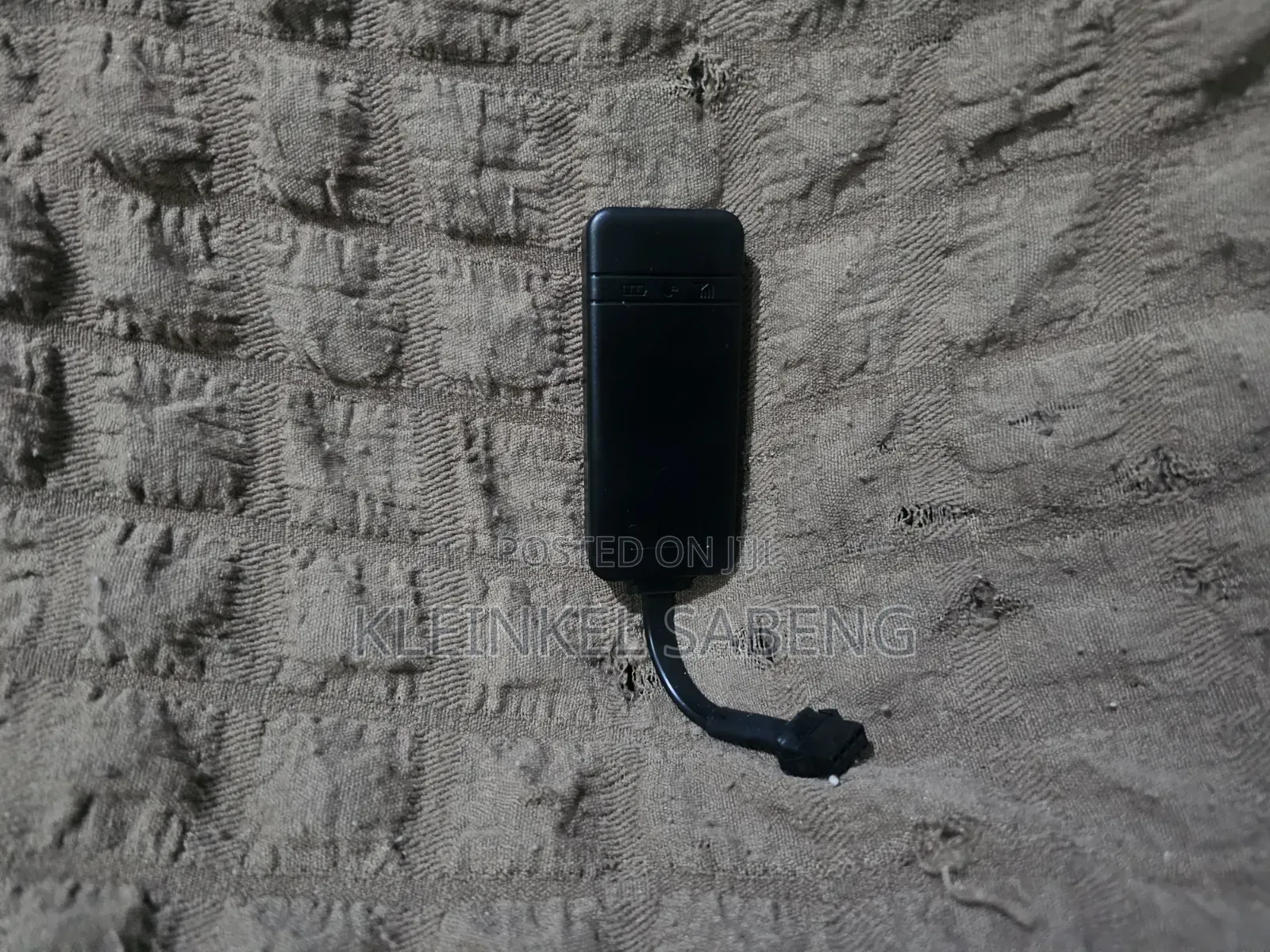 Tracker: Tracking Device for Motor Vehicles