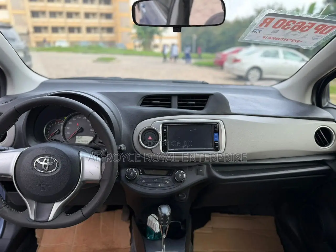 Toyota Vitz 1.5 FWD 5dr 2013 Blue
