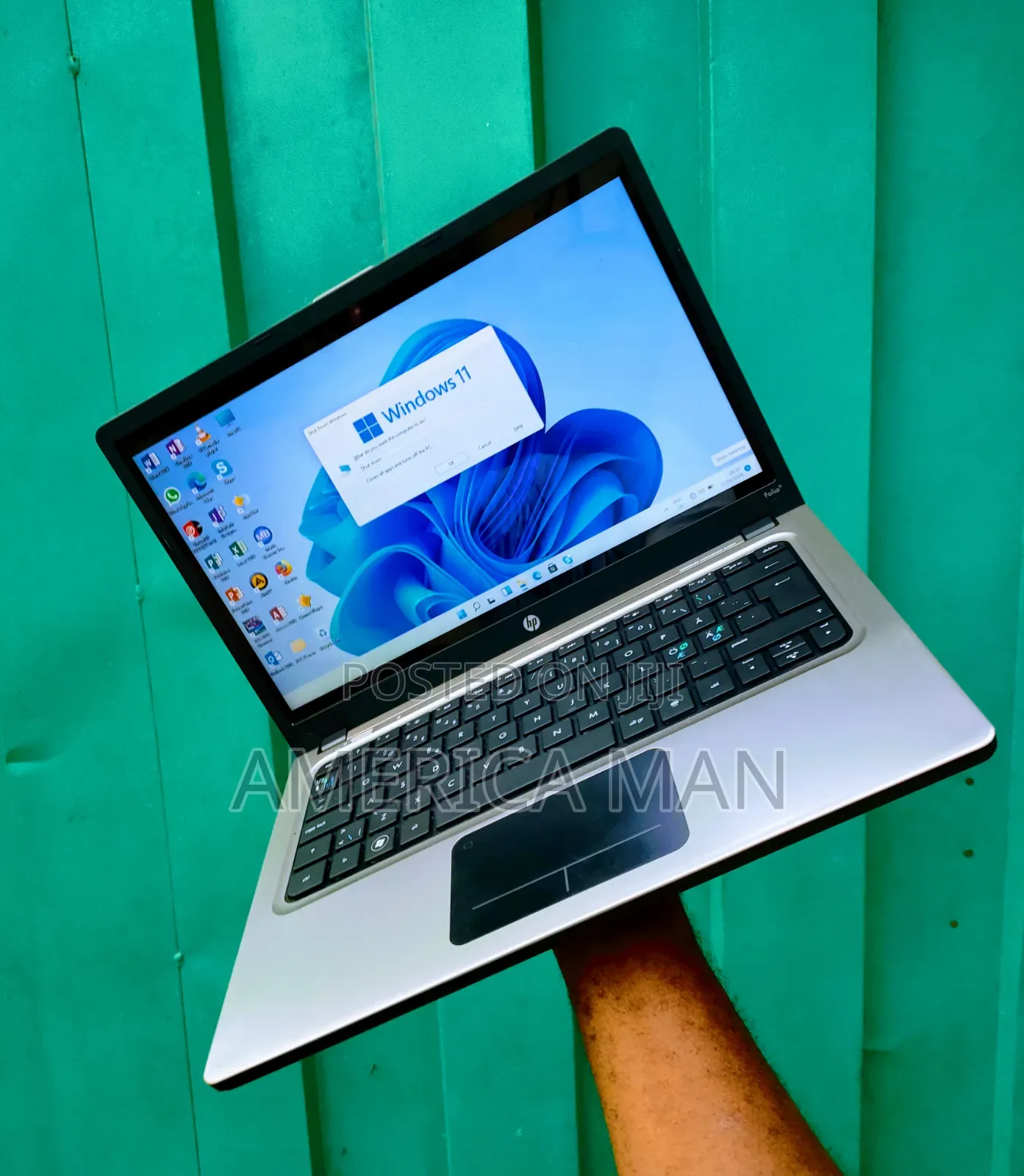 New Laptop HP Folio 13 8GB Intel Core i5 SSD 128GB