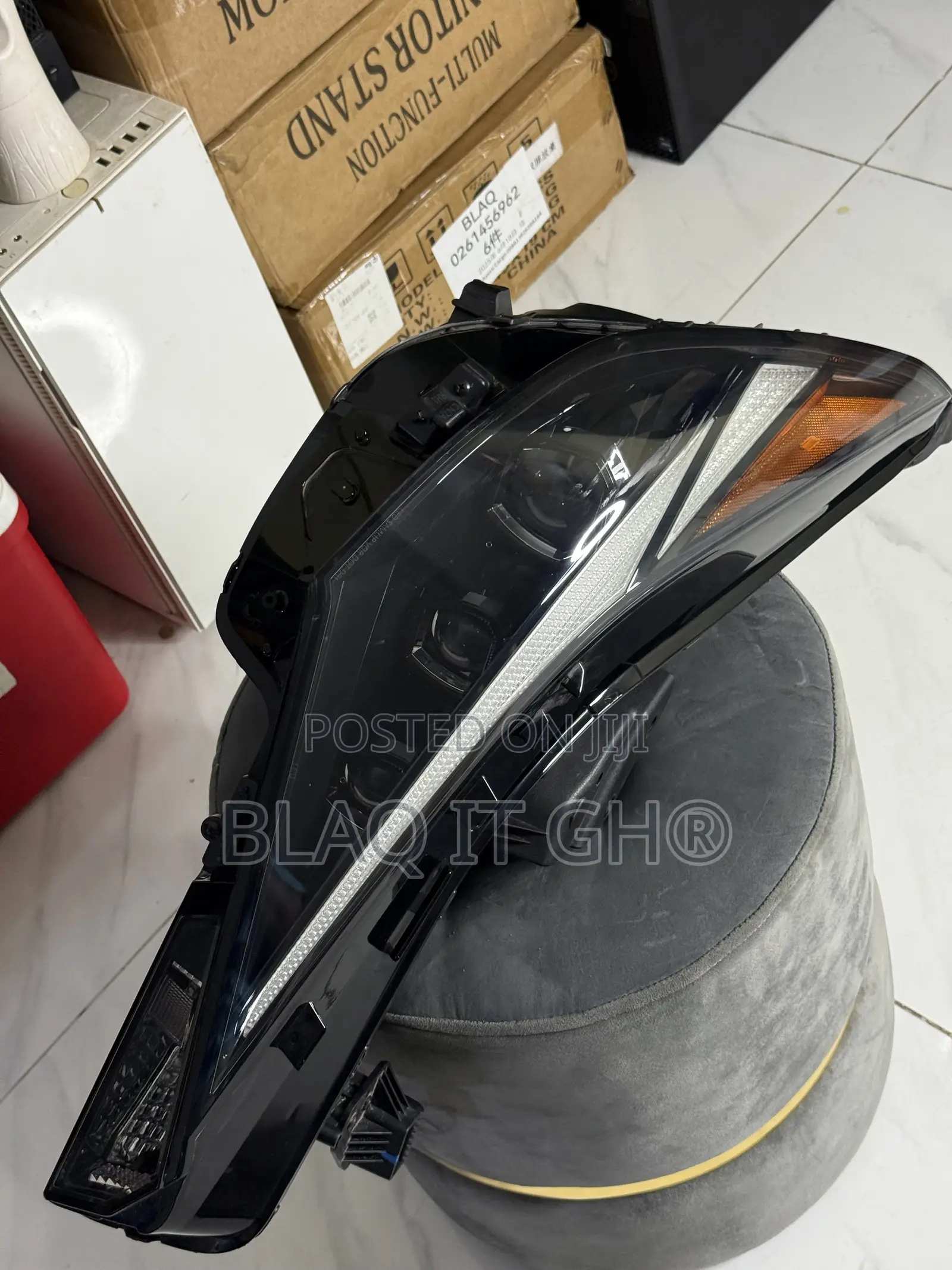 2021-2023 Elantra Headlight Right Home Used 3 Yolks
