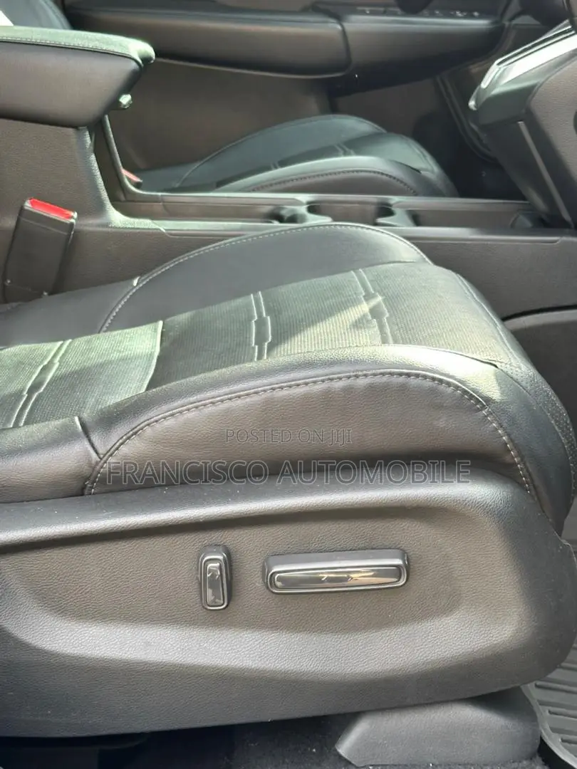Honda CR-V Touring AWD 2018 Black