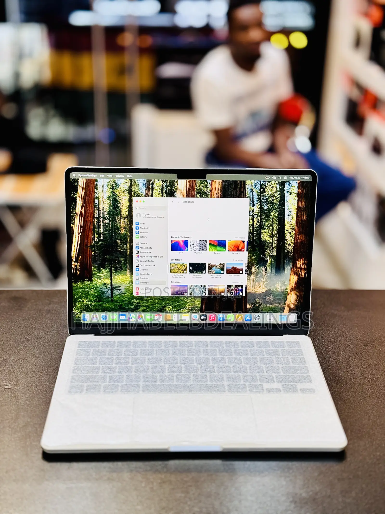 New Laptop Apple MacBook Air 2025 M4 24GB Apple M4 SSD 512GB
