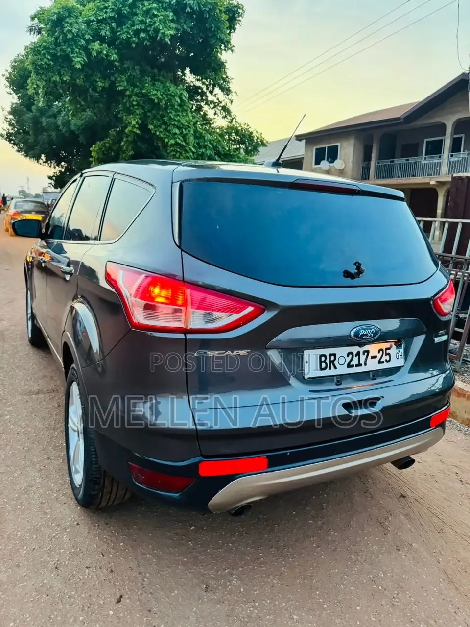 Ford Escape S 4dr SUV (2.5L 4cyl 6A) 2015