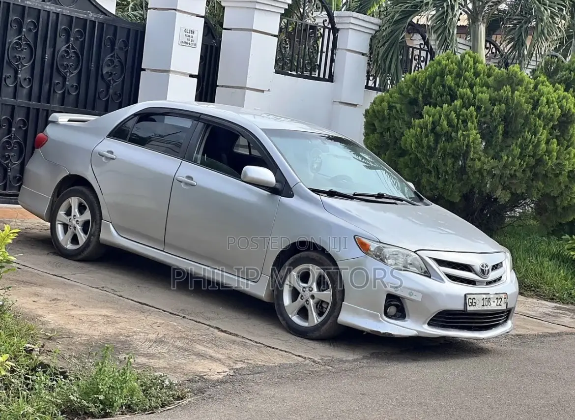2013 Toyota Corolla S