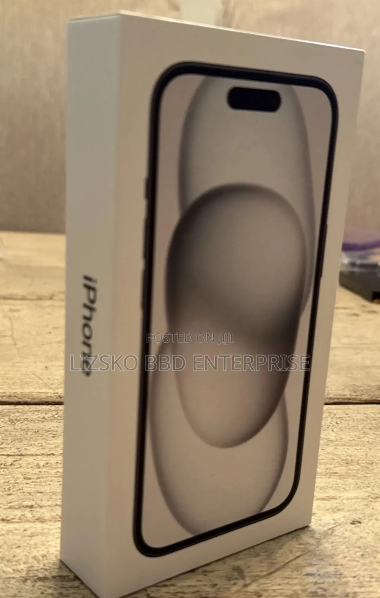 New Apple iPhone 15 128 GB Black