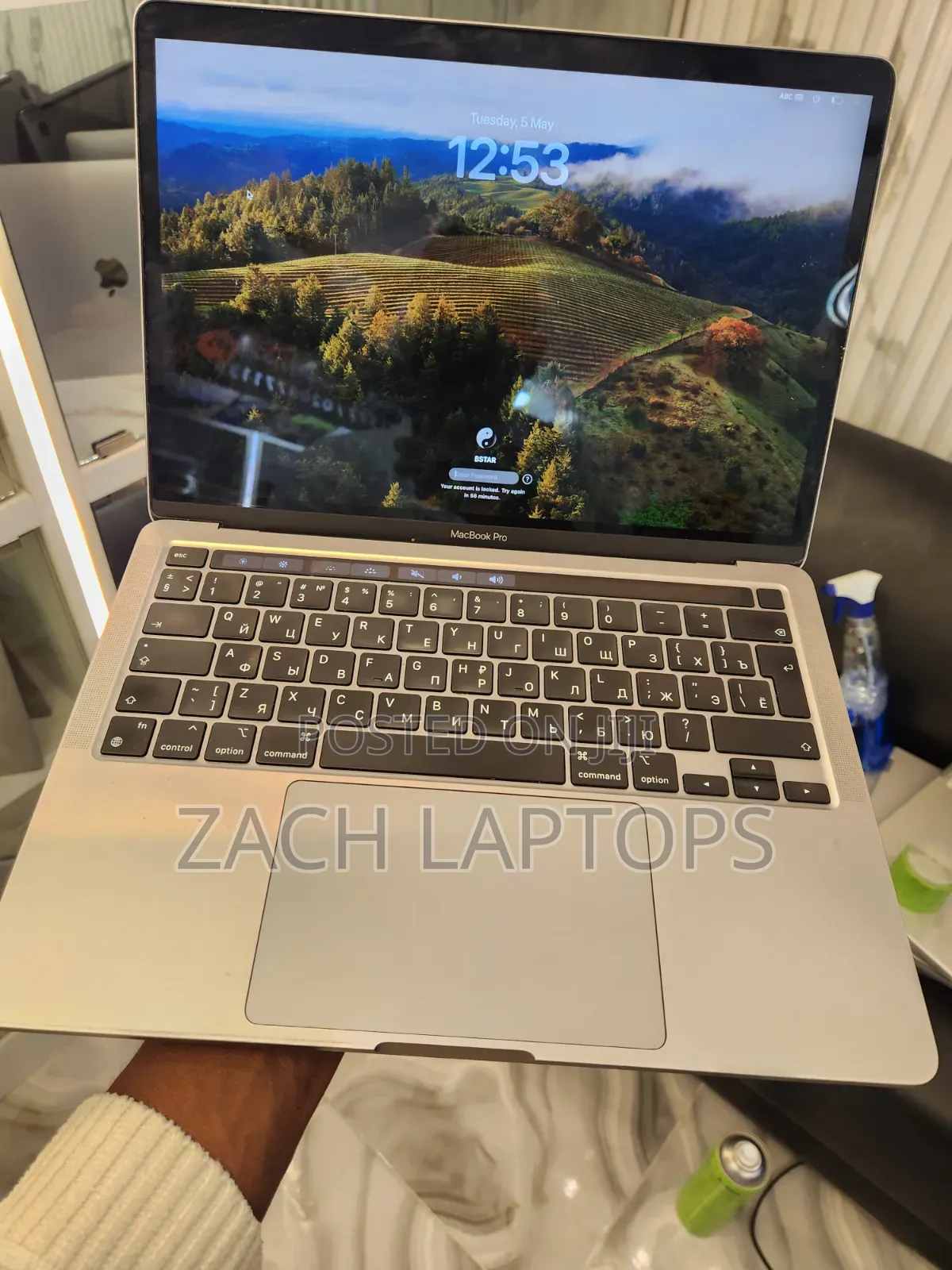Laptop Apple MacBook Pro 2020 16GB Intel Core i5 SSD 1T