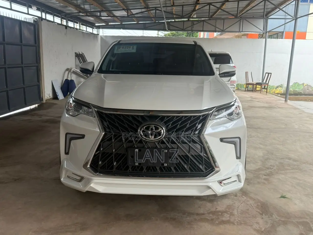 Toyota Fortuner 2.7 AWD 2017 White