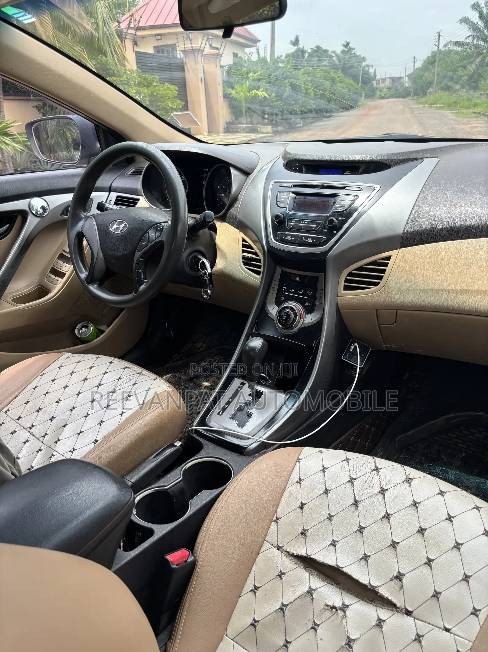 Hyundai Elantra 2013 Silver