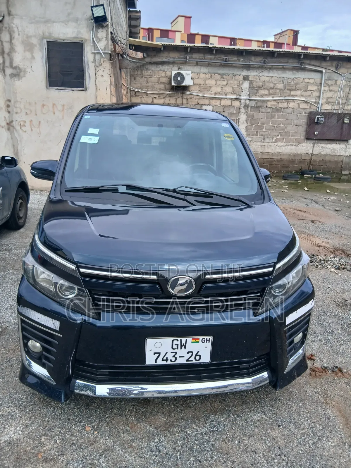 Toyota Voxy 2016 Gray