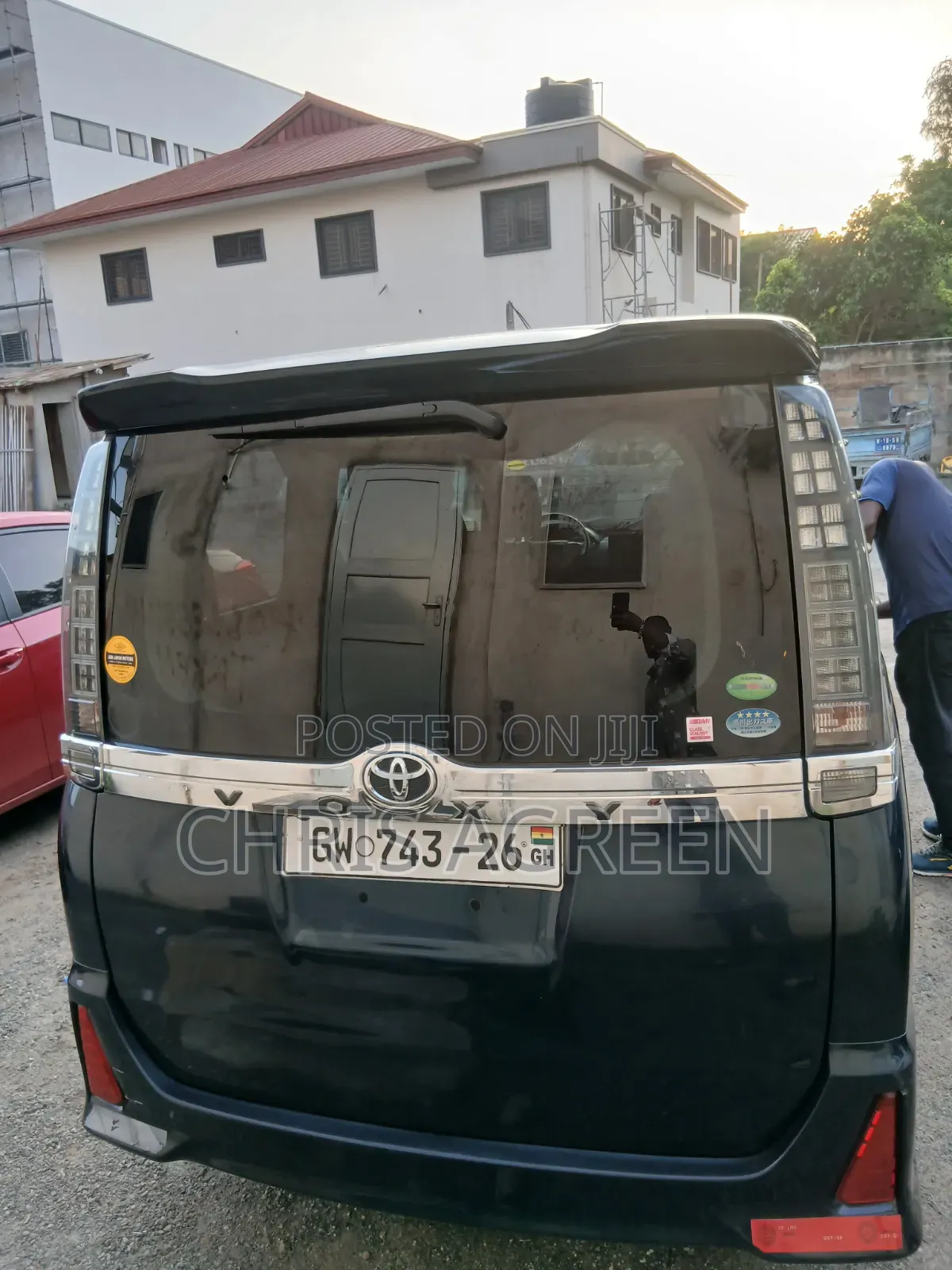 Toyota Voxy 2016 Gray
