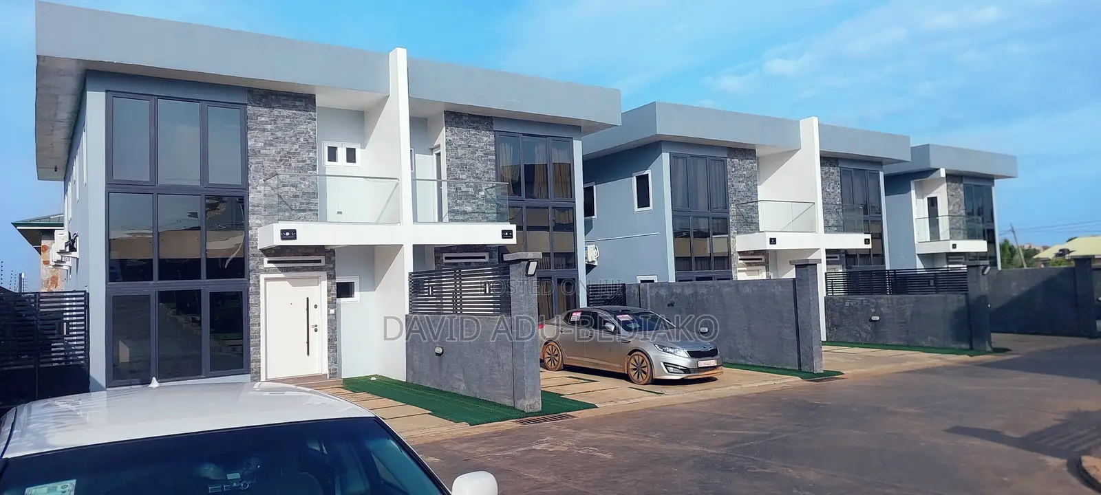 3bdrm Townhouse / Terrace in Kaybee Gardens, Owusu Ansah for rent