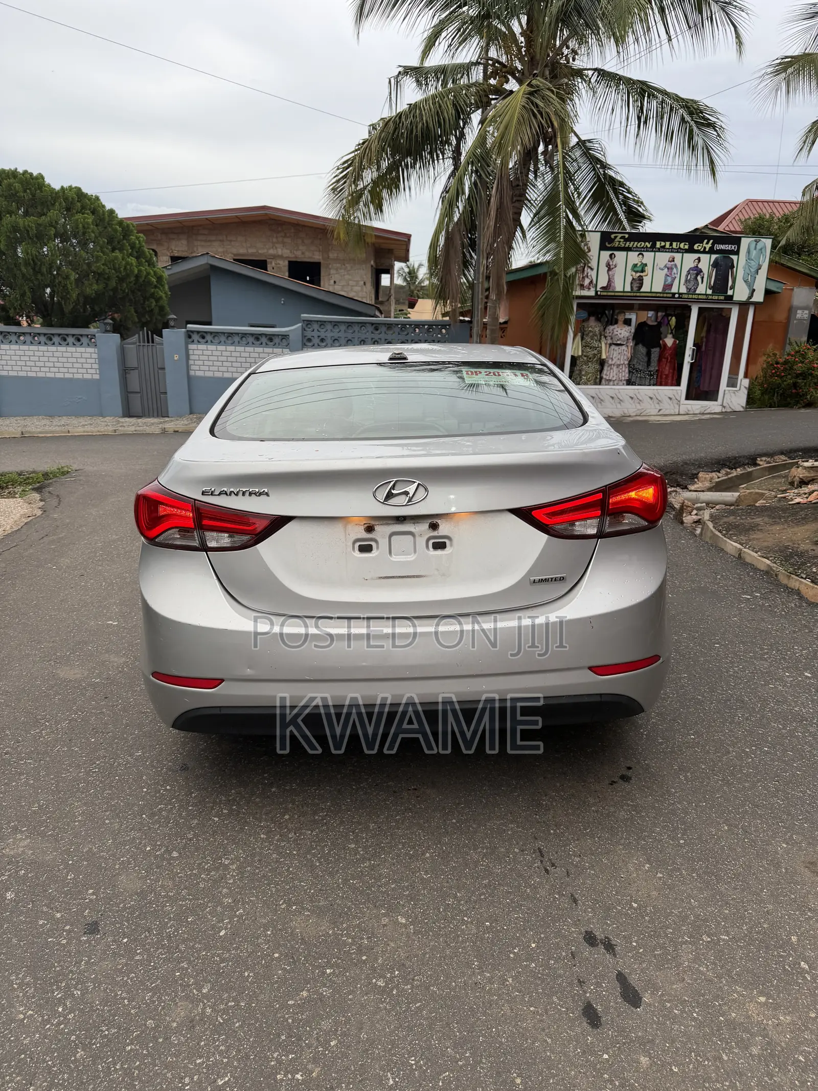 Hyundai Elantra Limited 4dr Sedan (1.8L 4cyl 6A) 2014 Silver