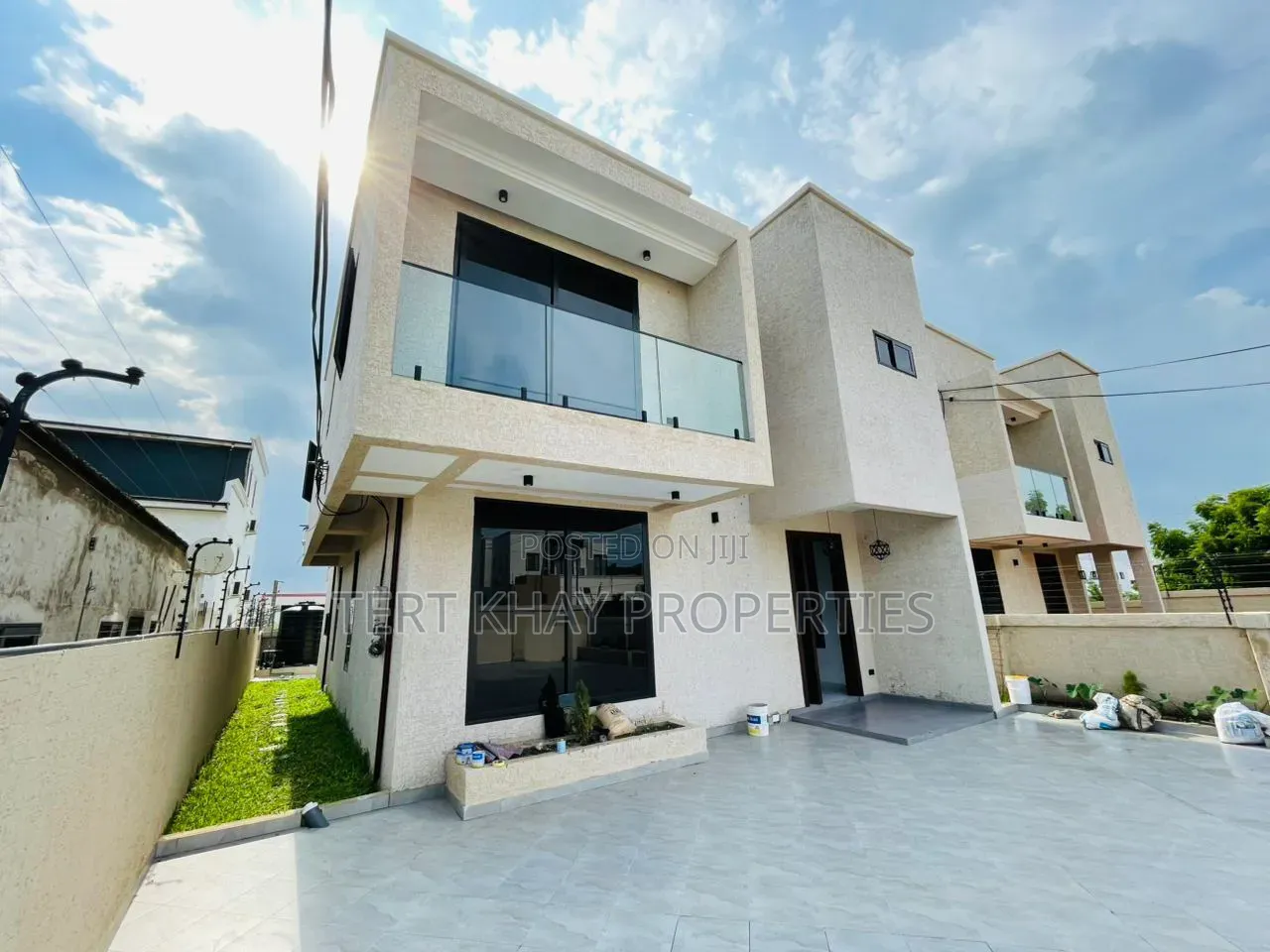 4bdrm House in East Legon Hills, Boundary Road Area for sale