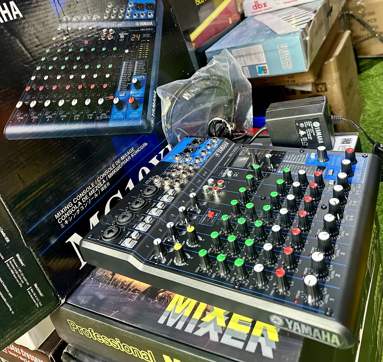 Yamaha Mg10xu 10-Channels Mixer With Usb/Fx