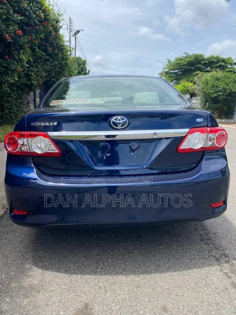 Toyota Corolla 2013 Blue