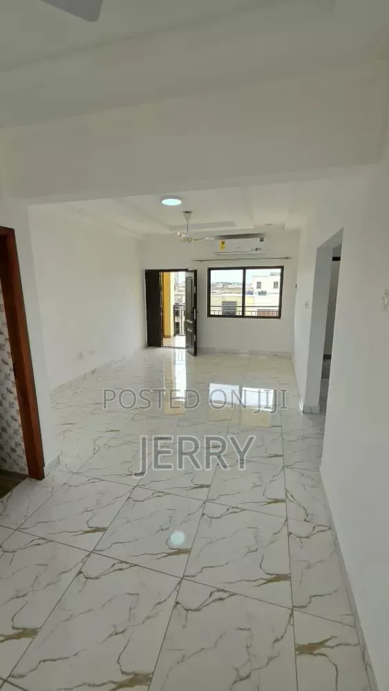 2bdrm Apartment in Sakumono for rent