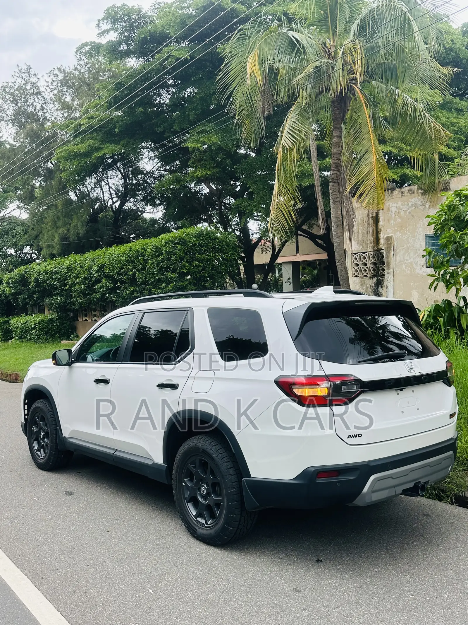 Honda Pilot Black Edition AWD 2025 White