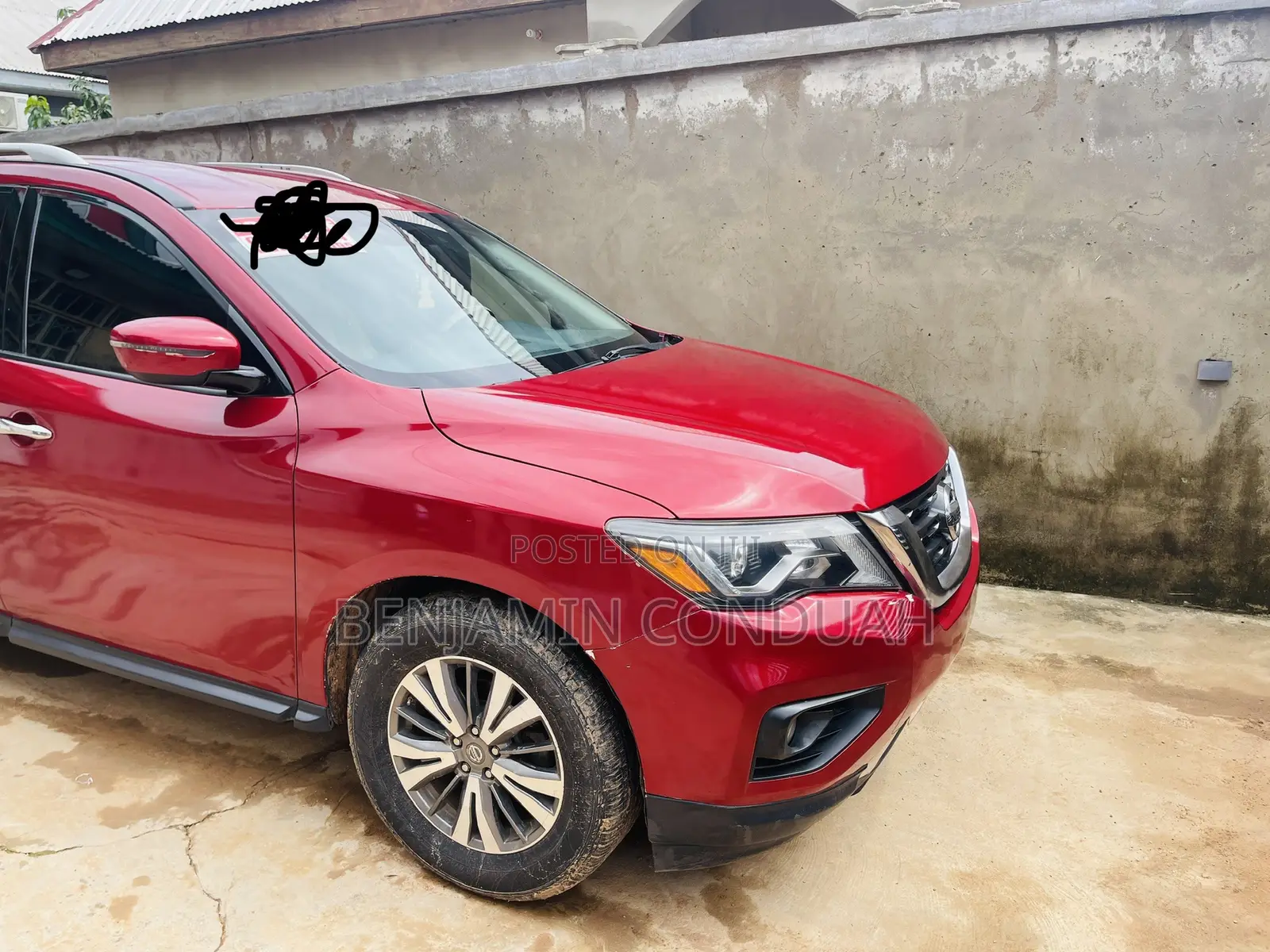 Nissan Pathfinder SV 4x4 2018 Red