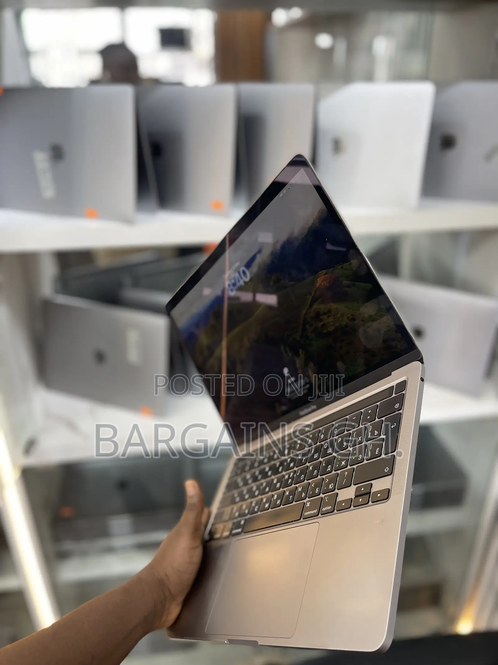 Laptop Apple MacBook Pro 2020 8GB Apple M1 Pro SSD 256GB