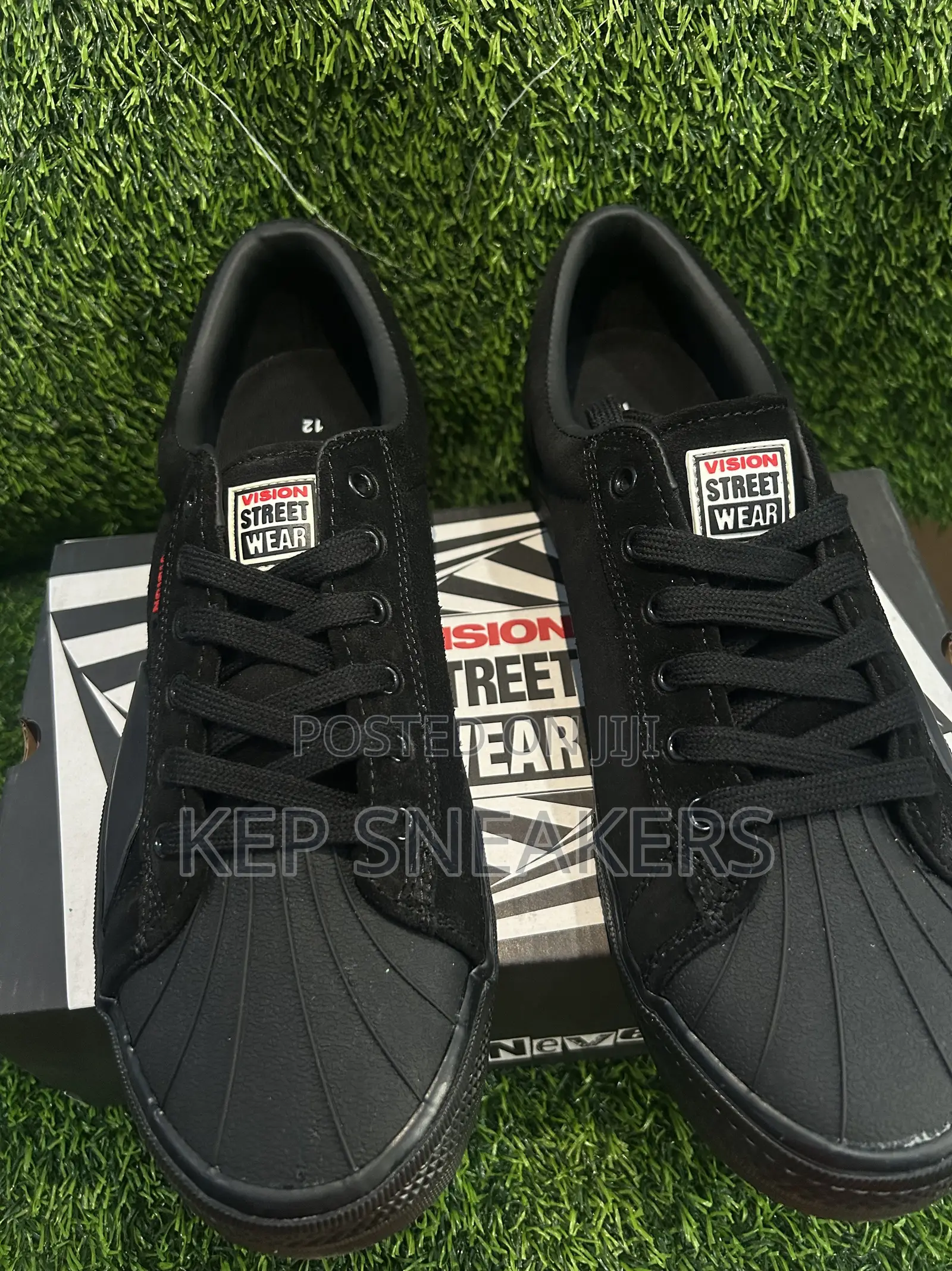 Vision Street Wear Suede Low-Top