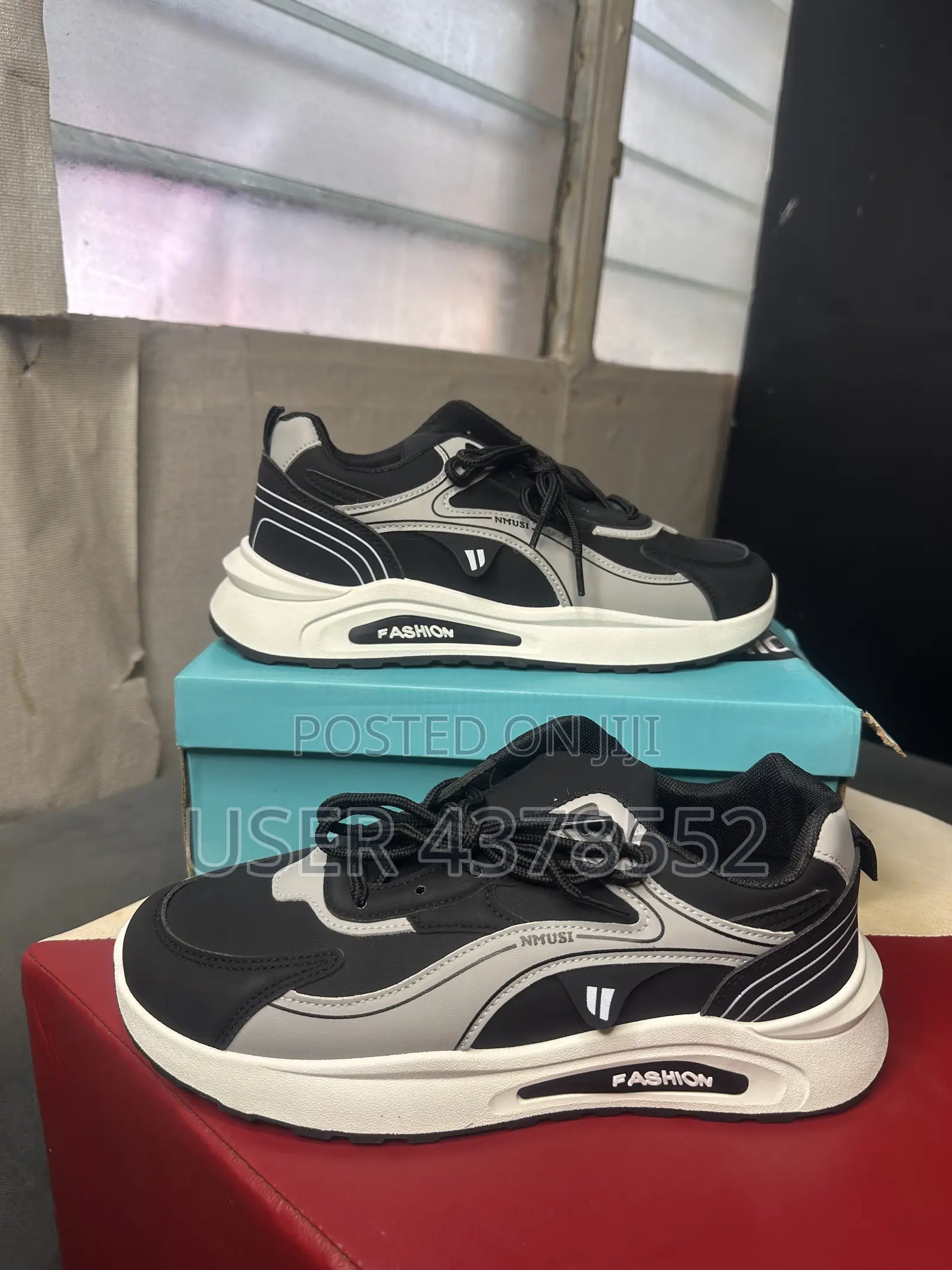 Quality Sports Wear Shoes