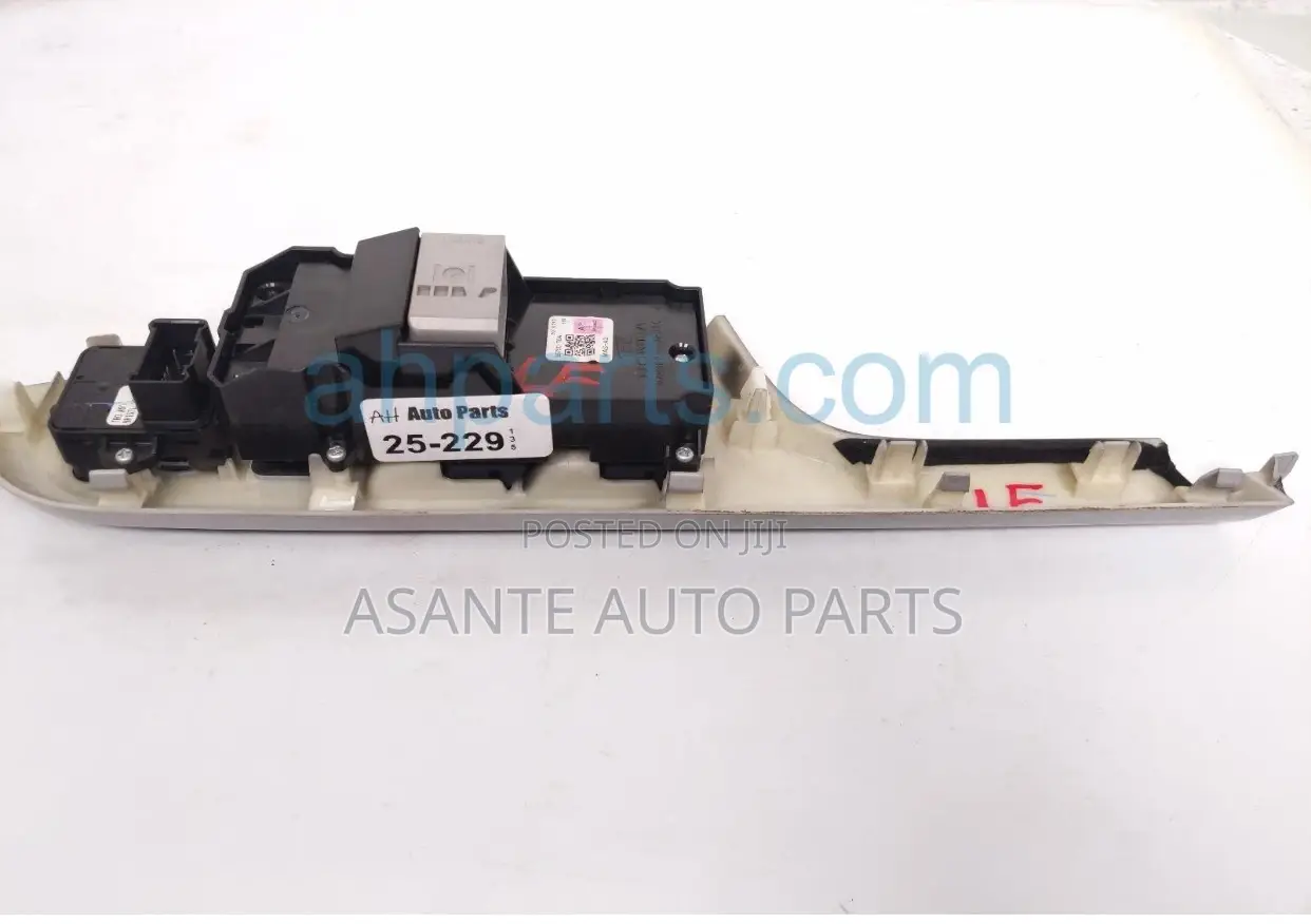 Honda Cr-v Door Switch