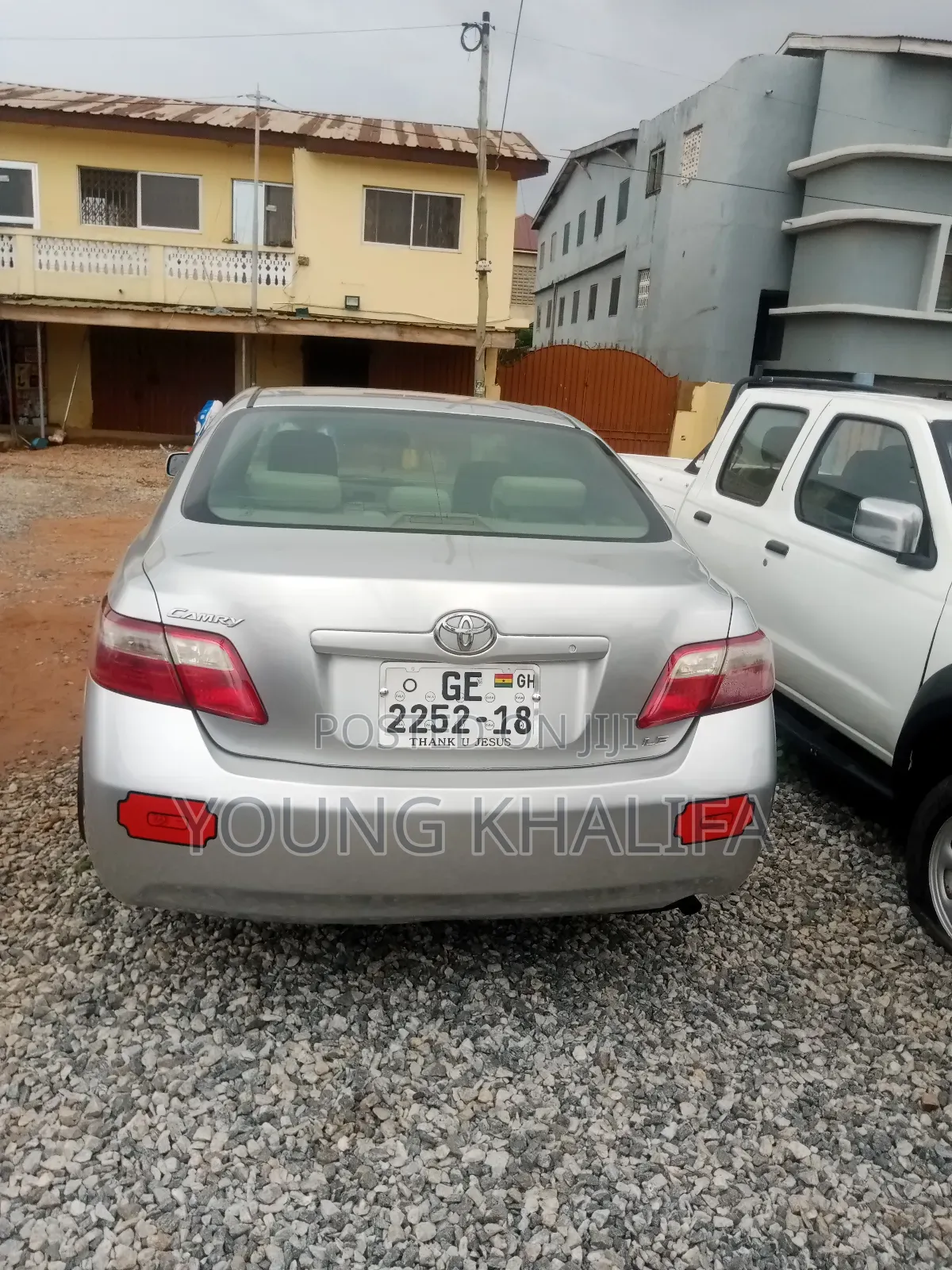 Toyota Camry 2010 Gold