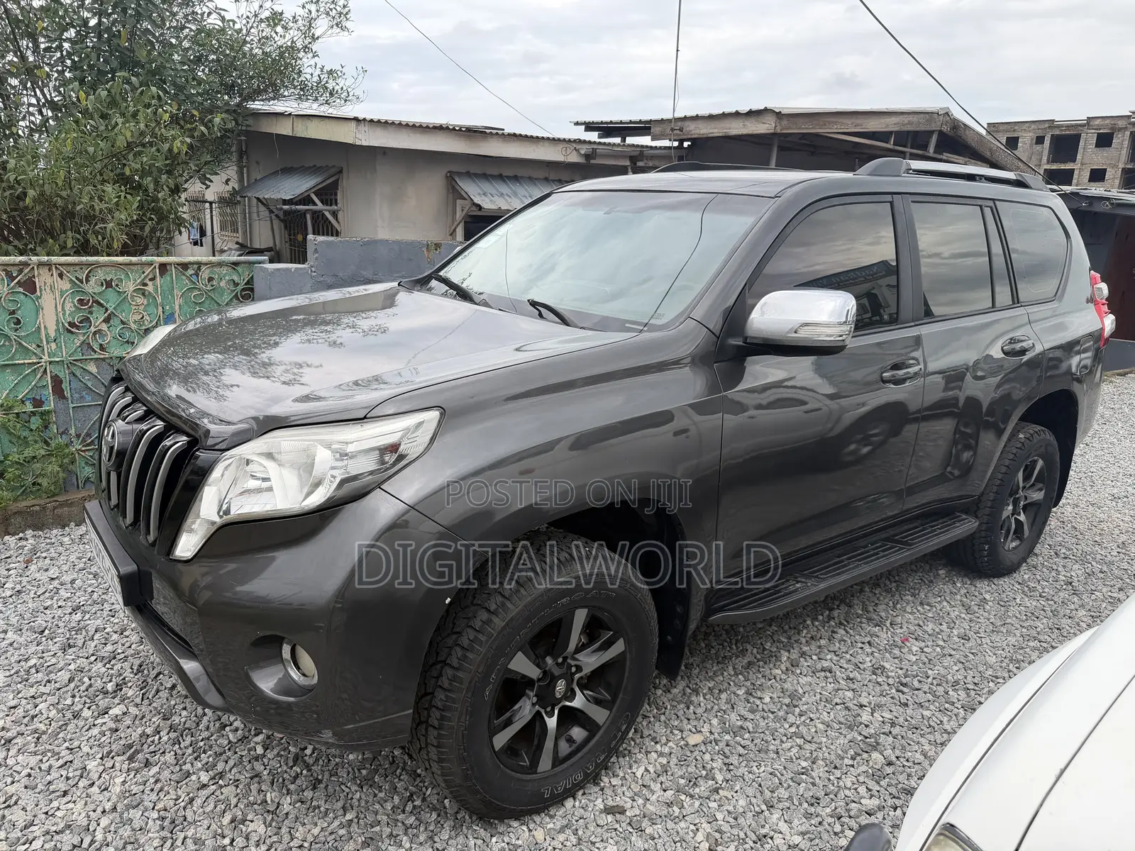 Toyota Land Cruiser Prado 2013 Black