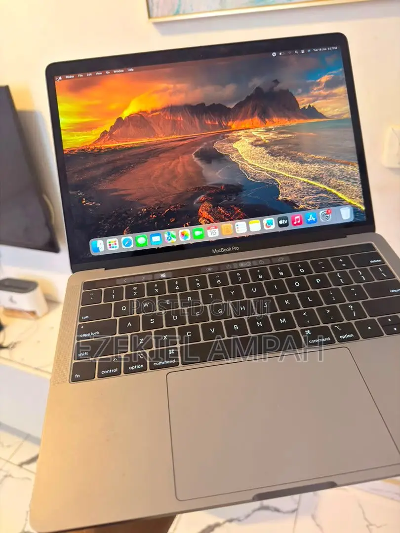 Laptop Apple MacBook Pro 2019 8GB Intel Core i5 SSD 128GB