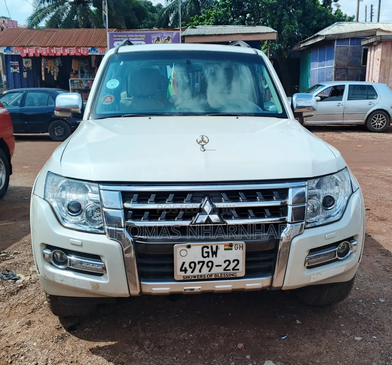 Mitsubishi Pajero 2014 White